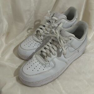 NIKE Air Force